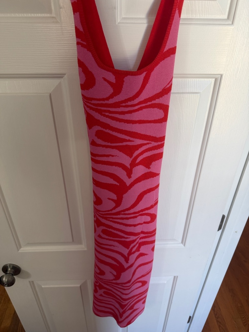 vestique Pink and Red Patterned Midi Dress - Picture 4 of 4